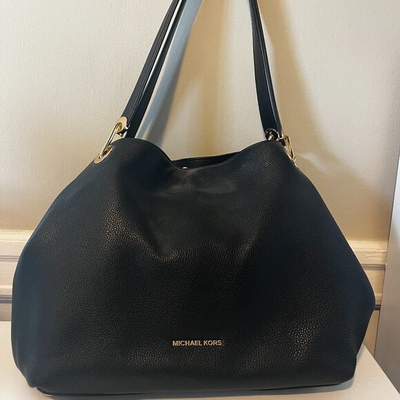 michael kors bag - Picture 1 of 1